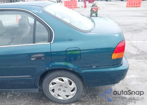 1997 Honda Civic Lx z USA, uszkodzony, nr VIN 2HGEJ6670VH545517